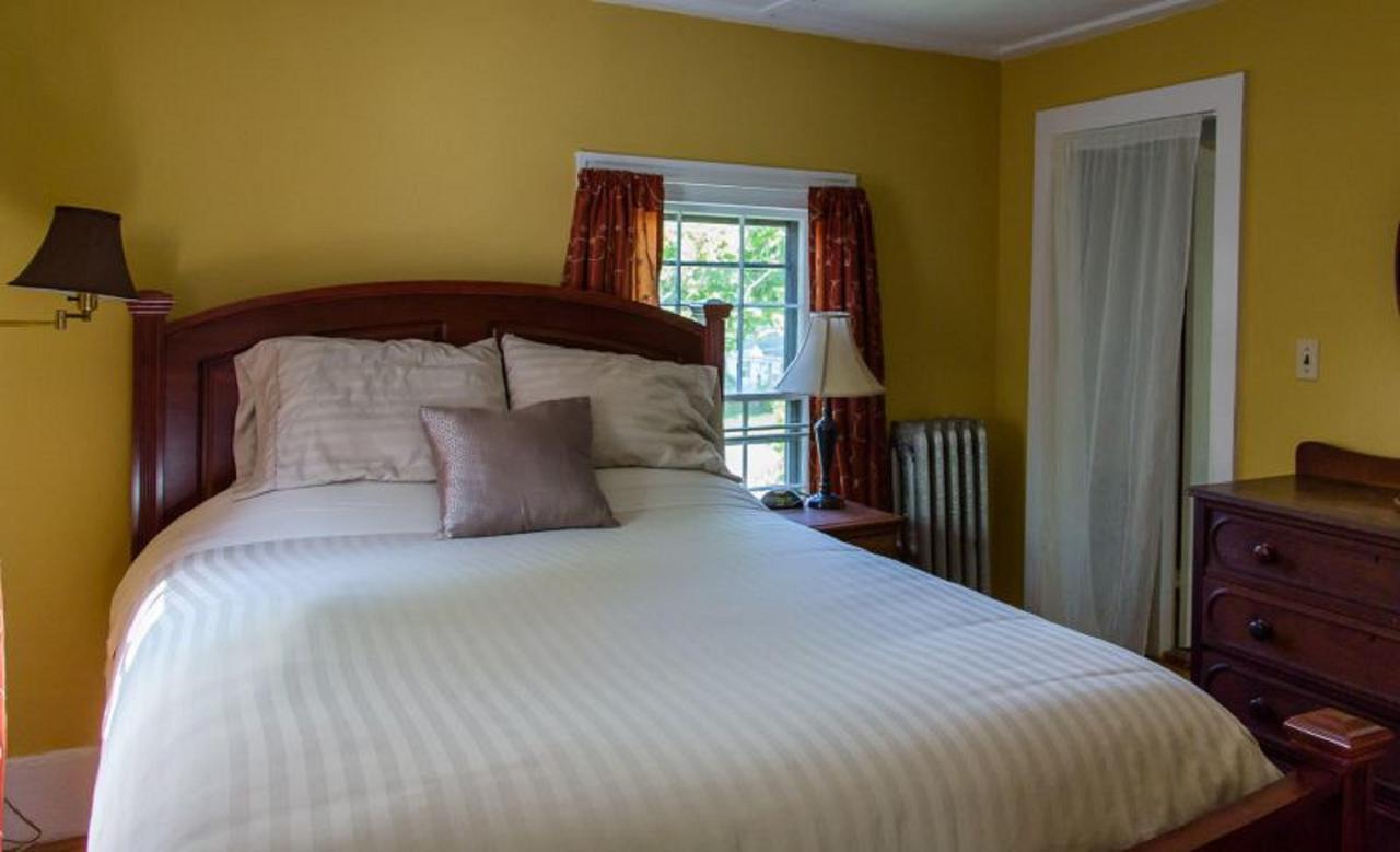 Old Parsonage Guest House Kennebunkport Exterior photo